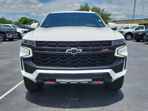 Used 2023 Chevrolet Tahoe Z71 w/ Luxury Package AWD/4WD image 2