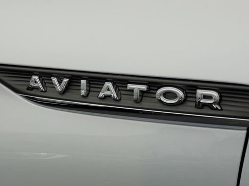 New 2025 Lincoln Aviator Reserve w/ Equipment Group 201A image 24