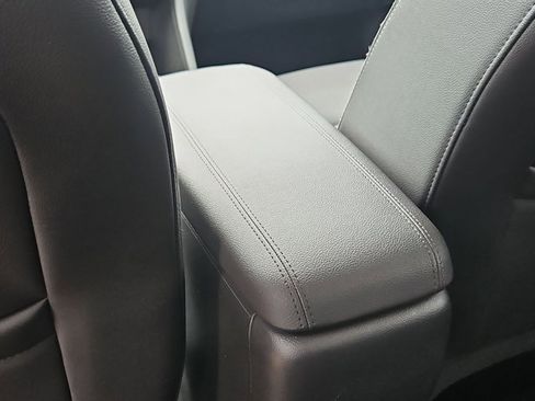 Used 2025 Buick Encore GX Preferred FWD image 21