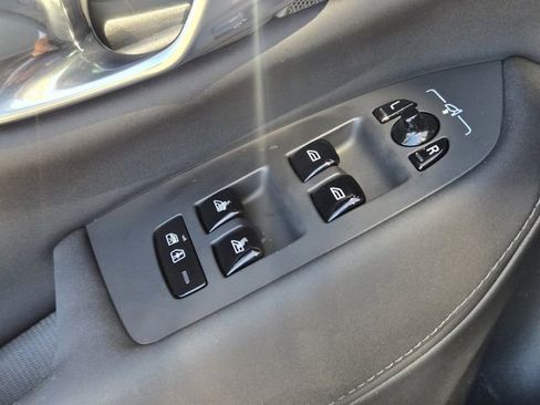 New 2025 Volvo XC90 T8 Plus w/ Protection Package Premier image 32