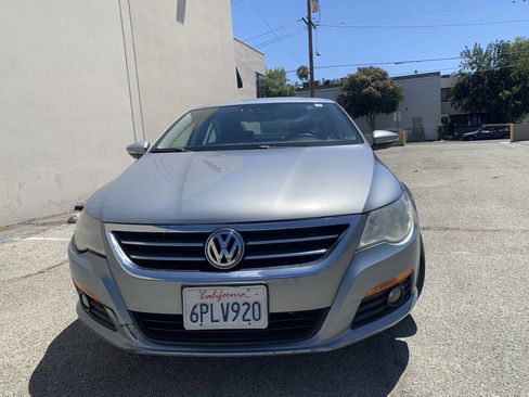 Used 2009 Volkswagen CC Sport FWD image 4