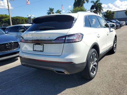 Certified 2023 Lincoln Nautilus Reserve image 6