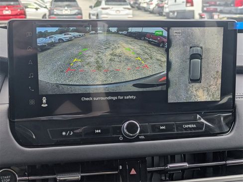 New 2025 Mitsubishi Outlander SE image 23