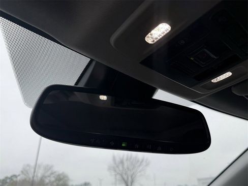 Used 2021 Toyota Camry XSE image 22