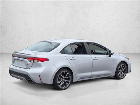 Used 2021 Toyota Corolla SE FWD image 5