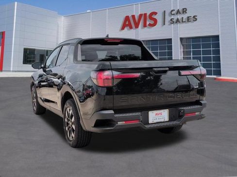 Used 2025 Hyundai Santa Cruz SEL AWD/4WD image 9