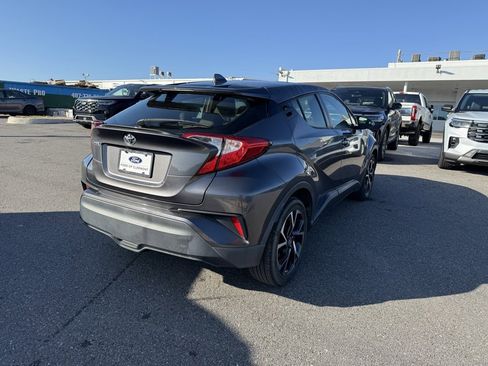 Used 2021 Toyota C-HR LE image 4
