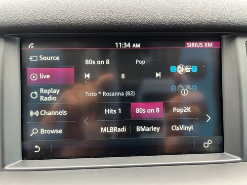 Used 2019 Land Rover Discovery Sport SE AWD/4WD image 18