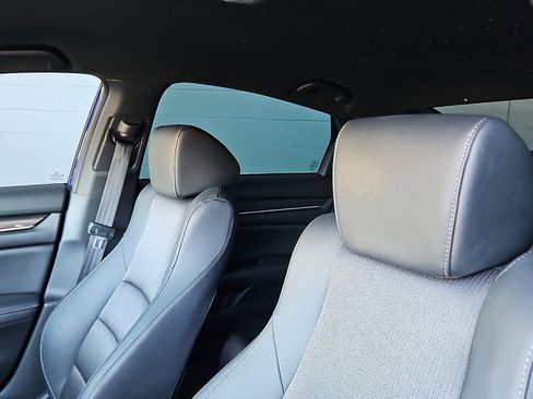 Used 2020 Honda Accord Sport image 7