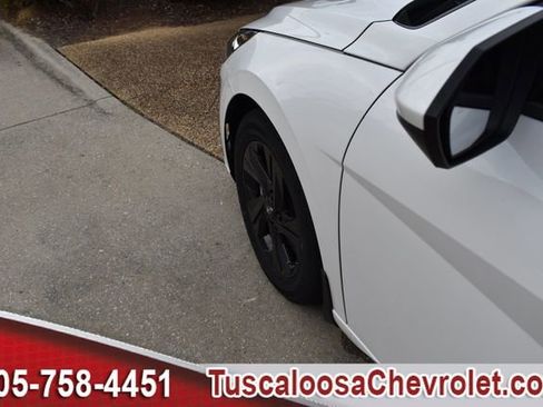 Used 2022 Hyundai Elantra SEL w/ Convenience Package image 15