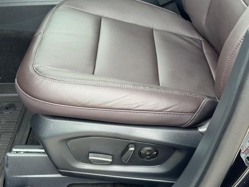 New 2026 Ford Explorer Platinum AWD/4WD image 14