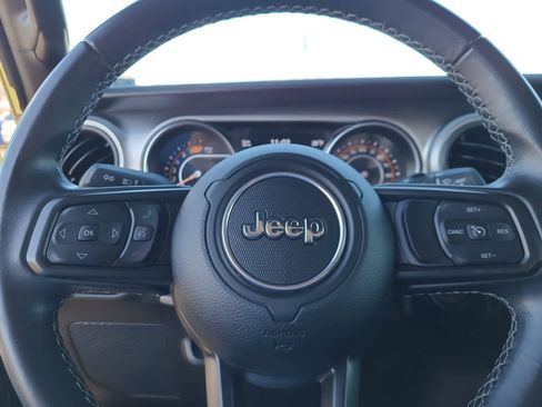 Used 2021 Jeep Wrangler Unlimited Sport image 23