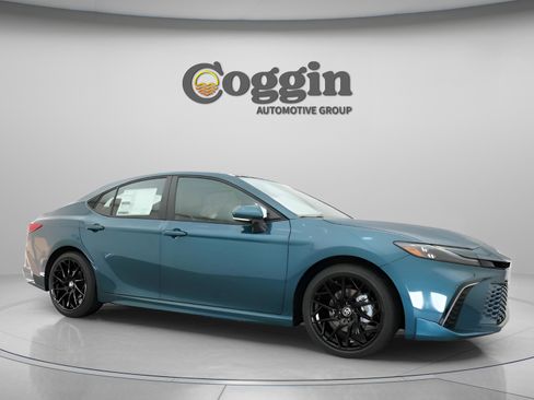 New 2026 Toyota Camry XSE image 25