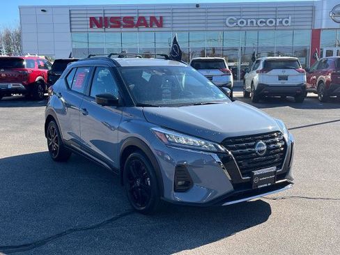 Certified 2024 Nissan Kicks SR FWD image 1
