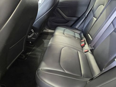 Used 2018 Tesla Model 3 Long Range image 12