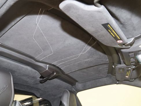 Used 2025 Chevrolet Corvette Stingray Premium Cpe w/ Stealth Interior Trim Package image 11