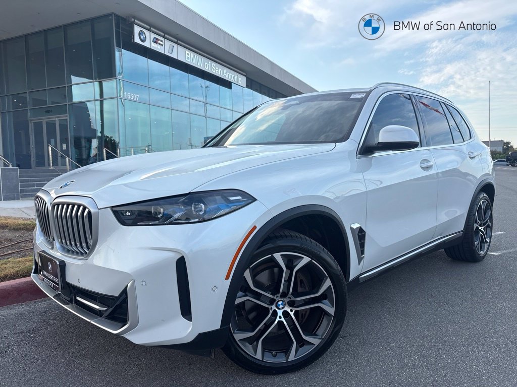 Certified 2024 BMW X5 sDrive40i w/ Premium Package RWD image 1