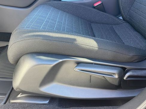 New 2026 Honda HR-V LX image 27