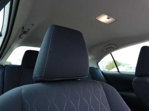 Used 2025 Toyota Corolla LE w/ Convenience Package FWD image 27