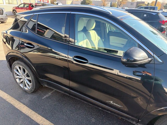Used 2024 Buick Encore GX Avenir AWD/4WD image 4