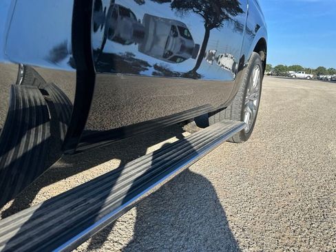 Used 2023 Ford Expedition Max Limited RWD image 6