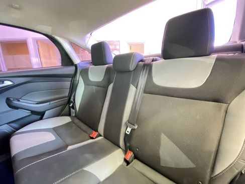 Used 2014 Ford Focus SE w/ SE Sport Package FWD image 23