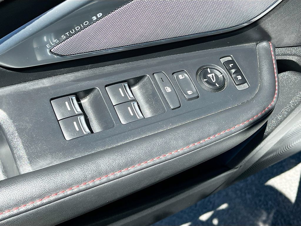 Used 2025 Acura RDX w/ Advance Package AWD/4WD image 18
