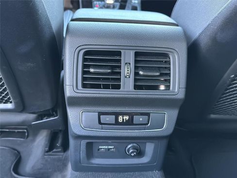 Used 2024 Audi Q5 2.0T Premium Plus image 27