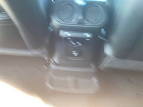 Used 2022 Jeep Wrangler Unlimited Sahara AWD/4WD image 24