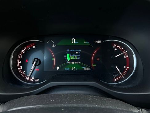 Used 2025 Toyota RAV4 XLE image 38