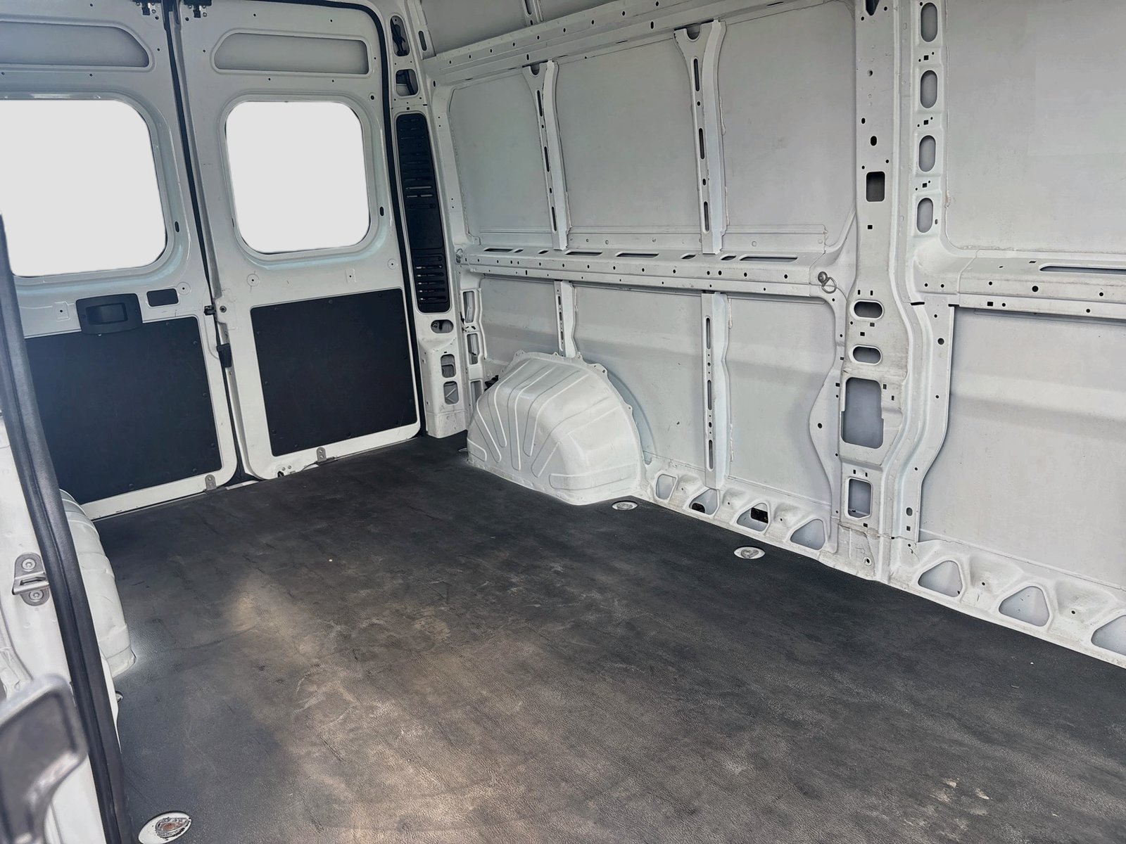 Used 2023 RAM ProMaster 2500 FWD image 21