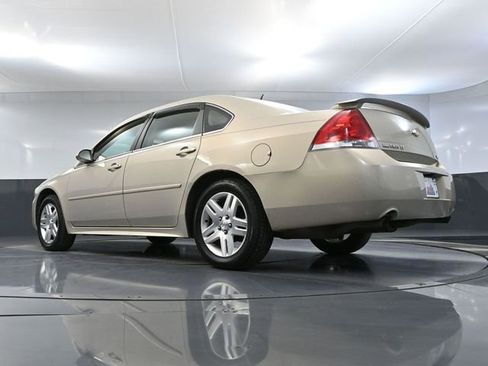 Used 2012 Chevrolet Impala LT FWD image 45