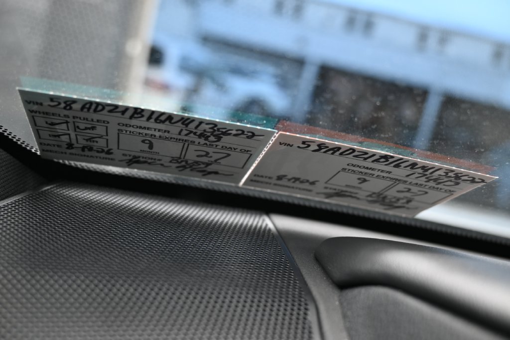 Used 2022 Lexus ES 350 w/ ES 350 Ultra Luxury Package FWD image 3