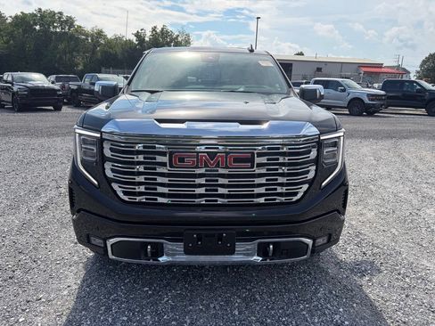 Used 2026 GMC Sierra 1500 Denali AWD/4WD image 17