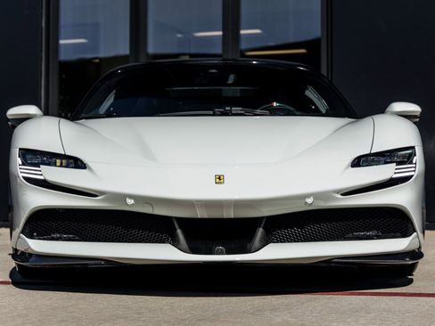 Used 2023 Ferrari SF90 Stradale image 4