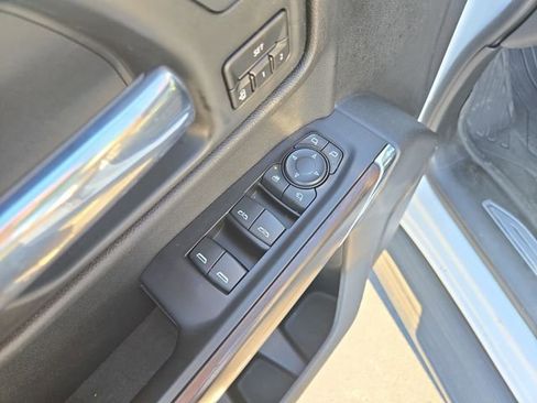 Used 2020 GMC Sierra 1500 SLT image 13