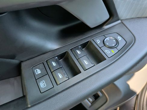 Certified 2024 BMW 540i xDrive w/ Executive Package image 29