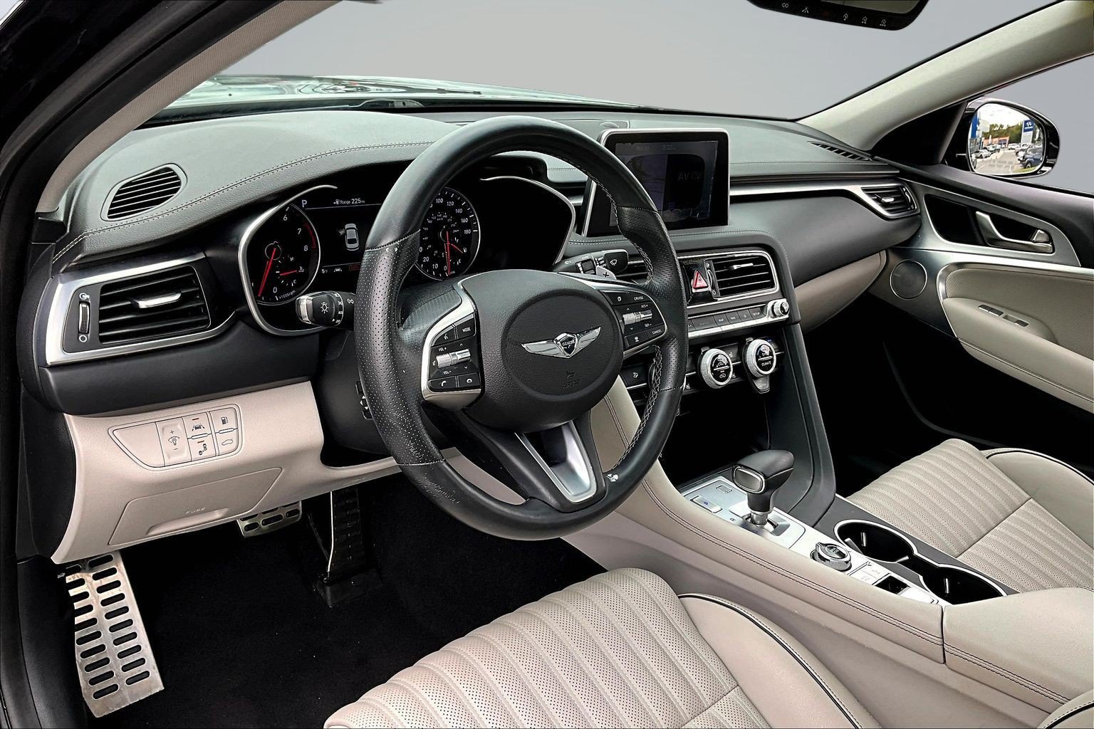 Used 2019 Genesis G70 3.3T Advanced w/ Elite Package RWD image 14