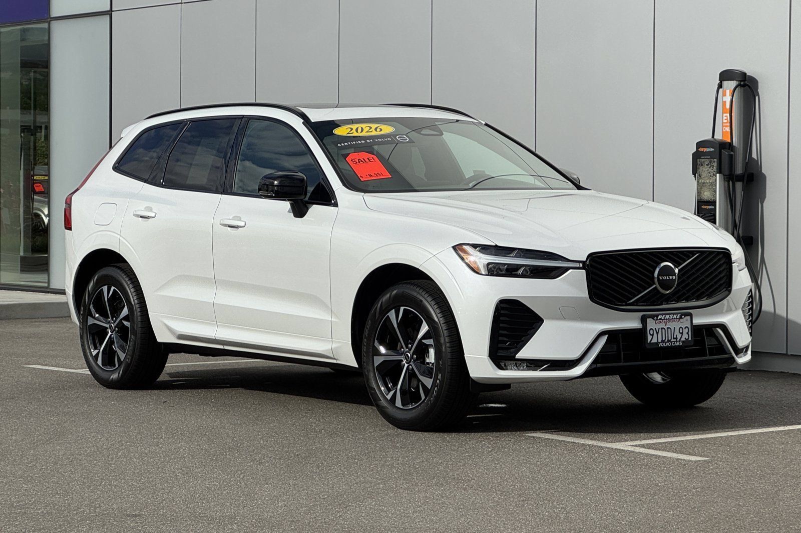 Used 2026 Volvo XC60 B5 Core AWD/4WD image 7