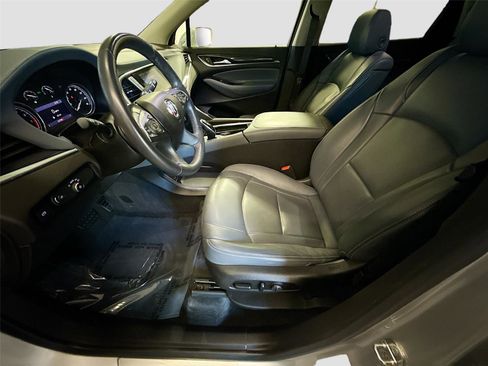 Used 2020 Buick Enclave Essence FWD image 21