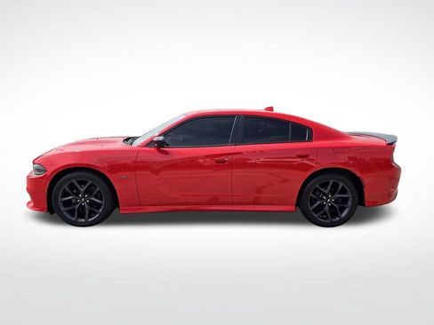 Used 2019 Dodge Charger R/T w/ Plus Group RWD image 9