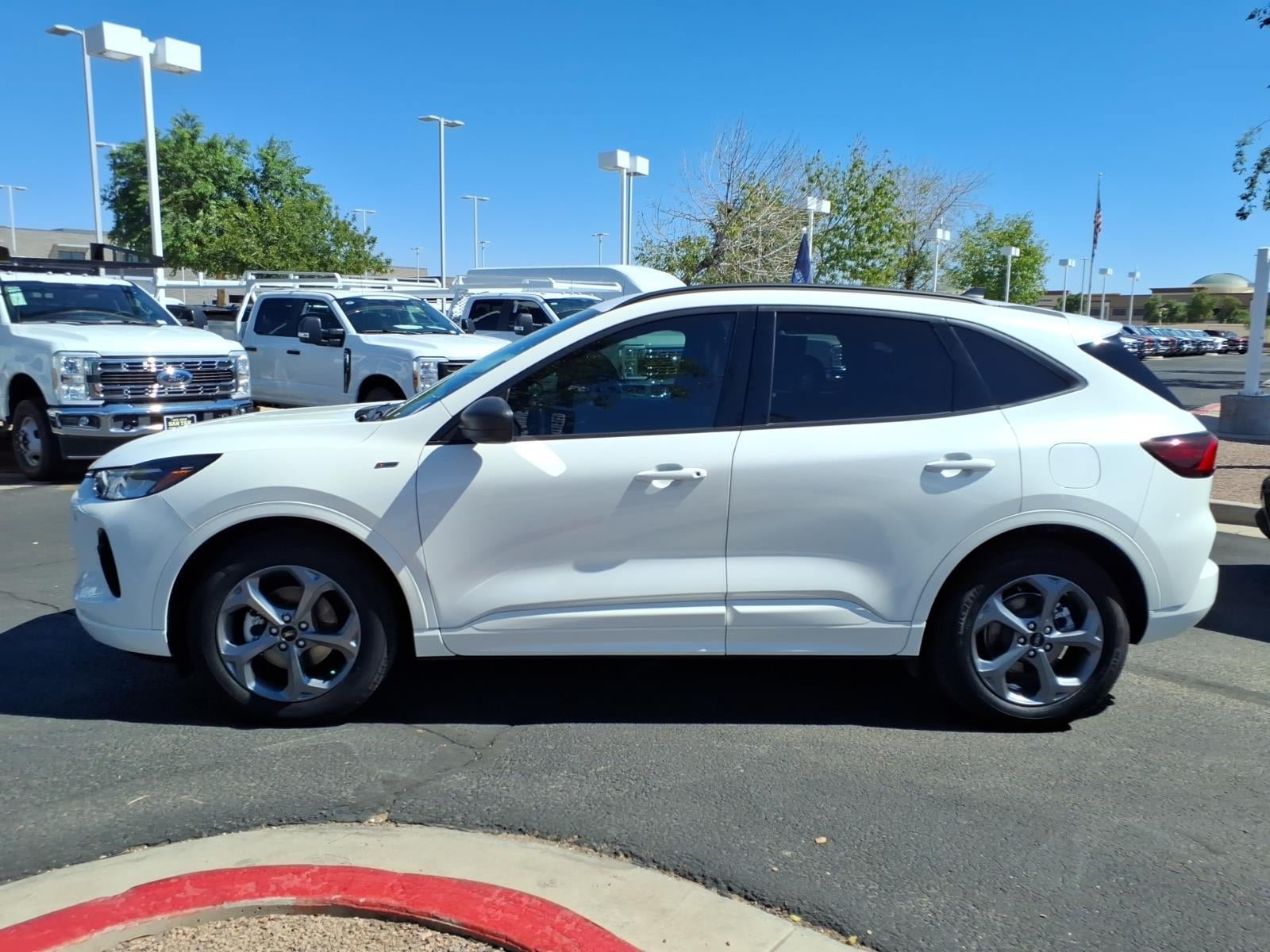 Certified 2024 Ford Escape ST-Line w/ Tech Pack #1 FWD image 7