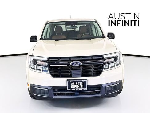 Used 2024 Ford Maverick Lariat FWD image 2