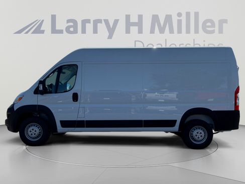 New 2026 RAM ProMaster 2500 w/ Safety Group FWD image 2
