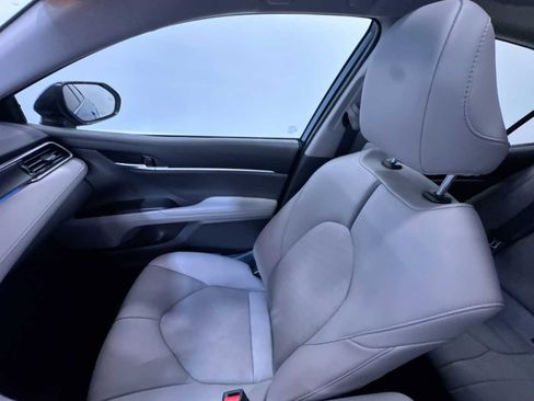 Used 2024 Toyota Camry XSE w/ Navigation Package image 34