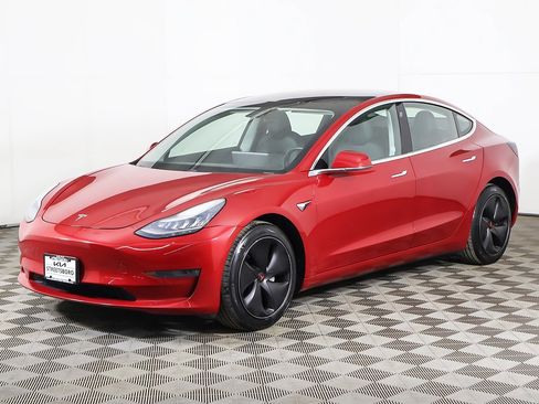 Used 2018 Tesla Model 3 Long Range image 9