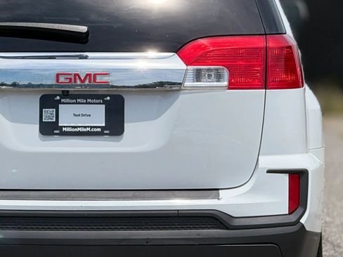 Used 2017 GMC Terrain SLE FWD image 14