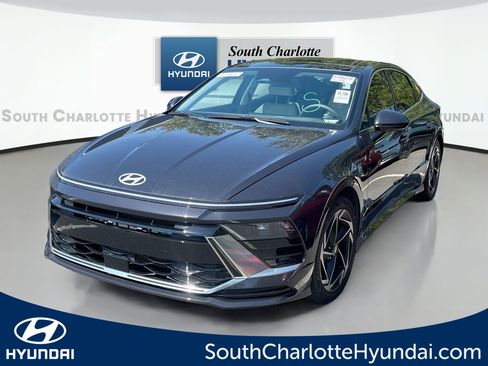 Certified 2024 Hyundai Sonata SEL w/ Convenience Package FWD image 1