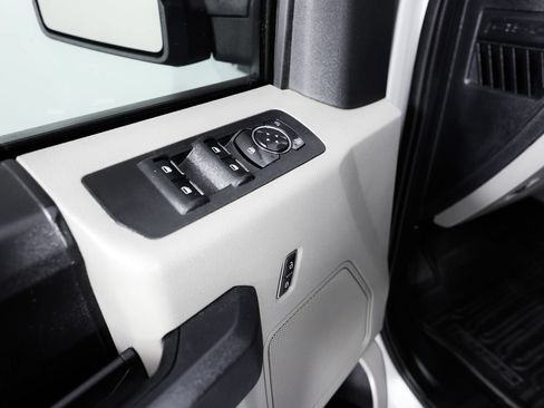 Used 2019 Ford F150 XL w/ Equipment Group 101A Mid AWD/4WD image 21