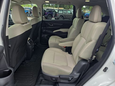 Used 2025 Subaru Ascent Premium w/ Premium Package AWD/4WD image 15